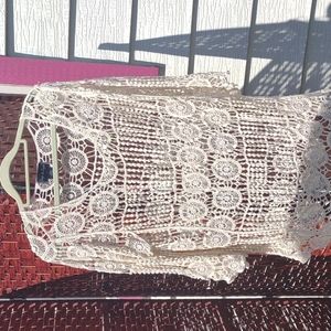 Pull over lightweight crotchet summer top. Cream color large never worn